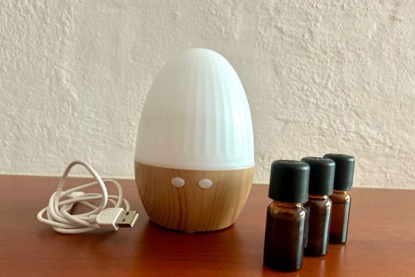 Duftlampe mit 3 Ölen und Auflader