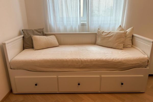 IKEA Hemnes Bett mit Schubladen