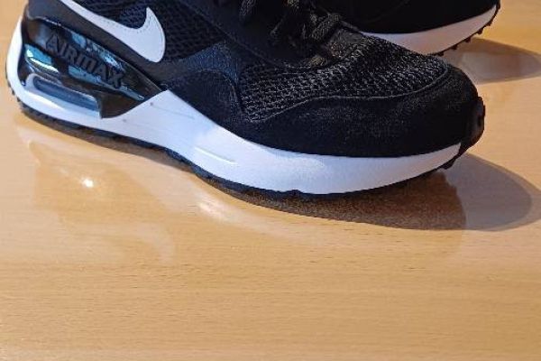 Turnschuhe NIKE