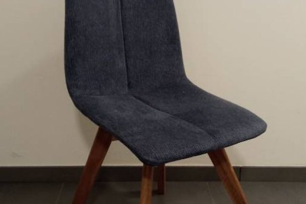 Verkaufe 4 Stühle
