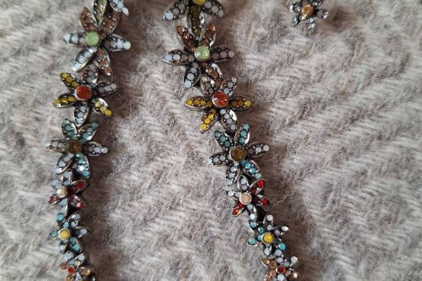 Bunte Ohrringe mit Blumen | Modeschmuck