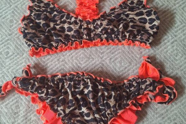 Leo-Print Bikini-Set, inklusive Strandhose | Marke Calzedonia