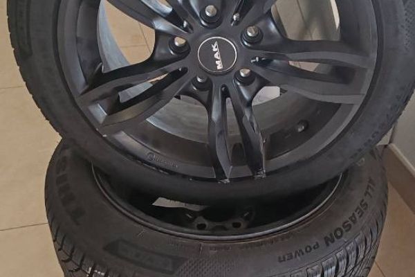 ALUFELGEN FÜR MINI  MIT GANZJAHRESTREIFEN  175 / 60 R16