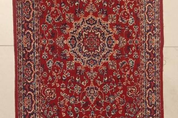 Kleiner Teppich 118 cm x 65 cm