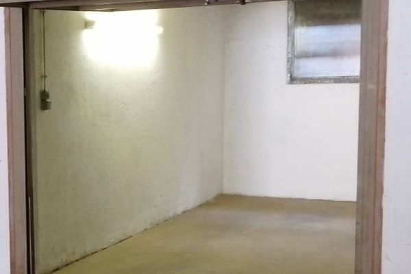Vermiete Garage in Meran