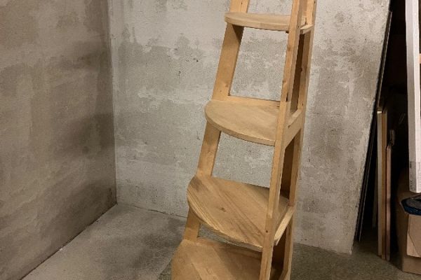 Vielseitiges Regal von IKEA