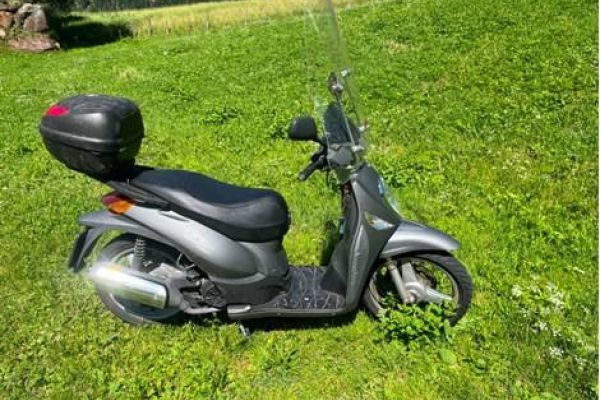 Scooter Malaguti Ciak Master 200 wegen Todesfall des Besitzers