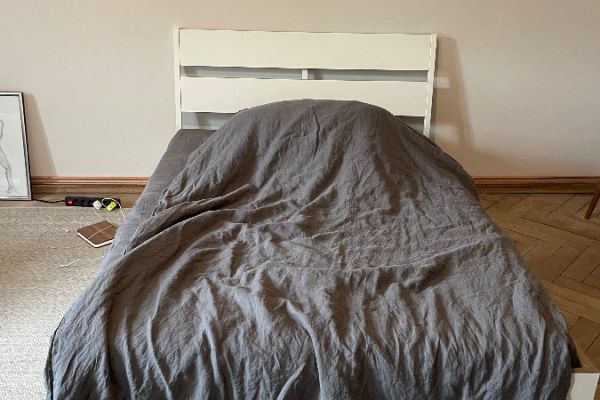 140 Ikeabett mit Matratze, Zentrum Brixen