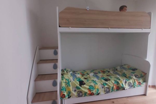 Hochbett + Treppe + 2tes Bett inklusive Ausziehbett
