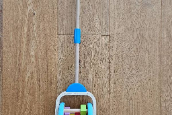 Schiebetier aus Holz