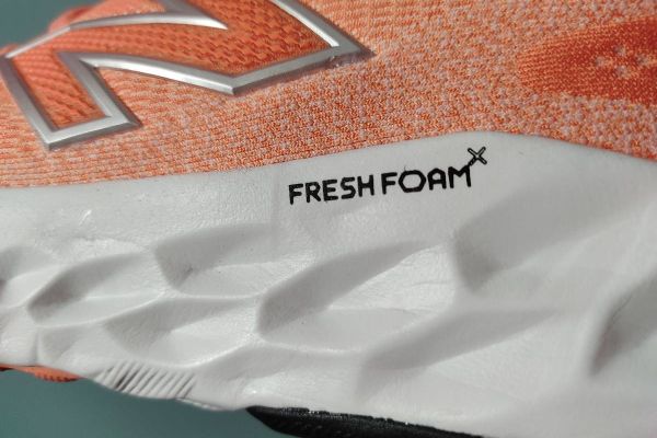 Damen Laufschuhe NEU - NEW BALANCE Fresh Foam X EVOZ V4 W