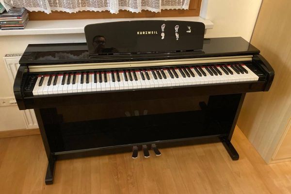 E-Piano Marke Kurzweil gebraucht abzugeben