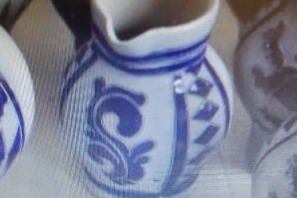 Suche Steingut  Krüge 1/4 l