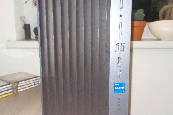 HP Pro Tower 400 G9, CPU i7-12700 32 GB RAM, 512 GB SSD