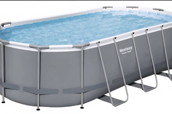 Schwimmbad Oval
