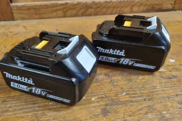Akku makita