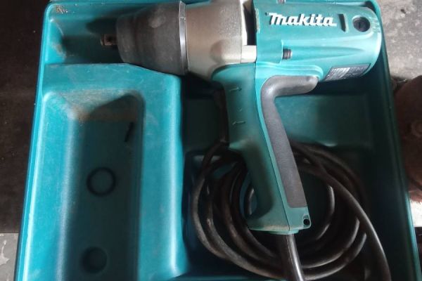 Schlagschrauber Makita elektrisch
