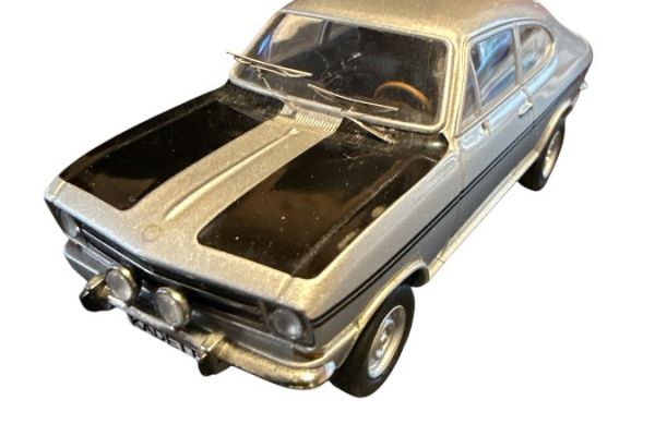 Opel Kadett B Coupé Modellauto 1:43 von Schuco – Vintage Rarität