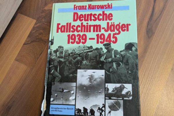 Kriegsbücher