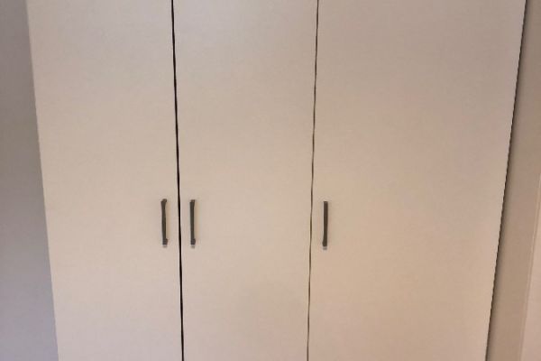Kleiderschrank Ikea
