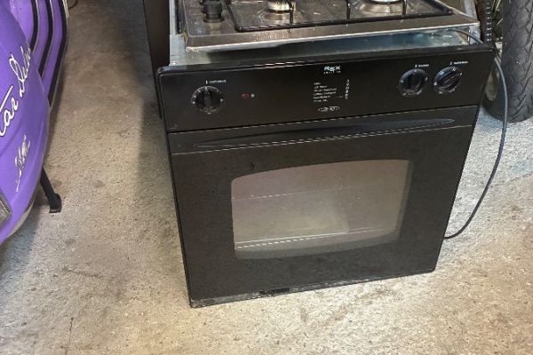 Backofen mit oder ohne Kochplatte