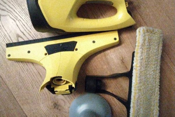Kärcher pulisce Vetri Gratis