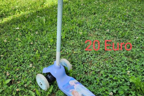 Roller / Kinderscooter Frozen mit 3 Räder