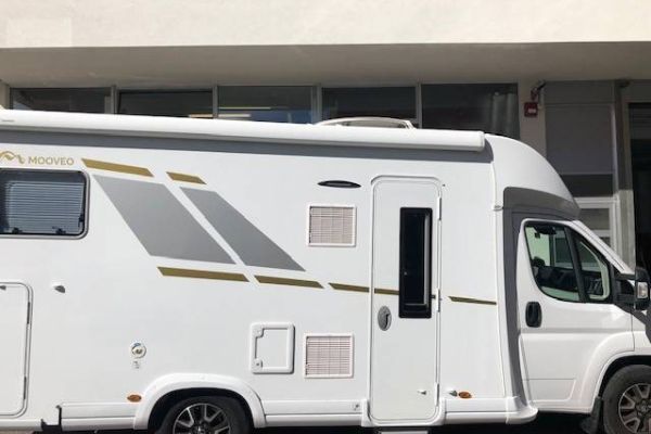 Wohnmobil Mooveo TEI 70EBH