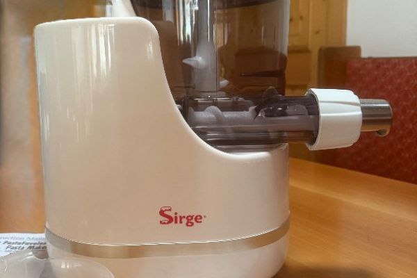 Verkaufe günstig neue Nudelmaschine ( Macchina per Pasta)