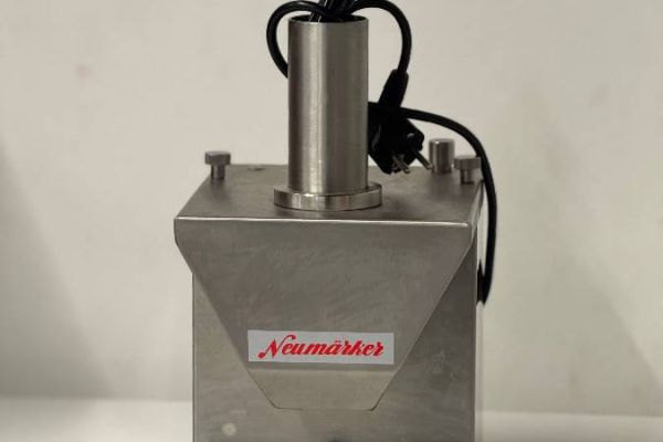 Elektrischer Currywurstschneider von Neumärker