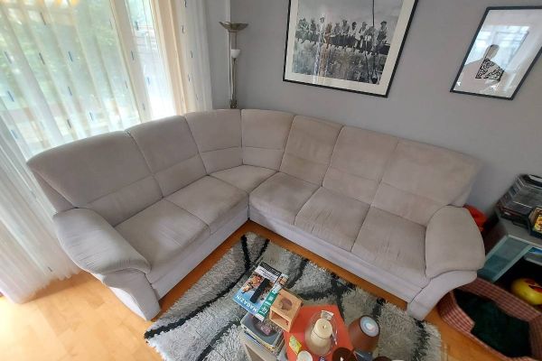 Couch mit Bettfunktion und Stauraum