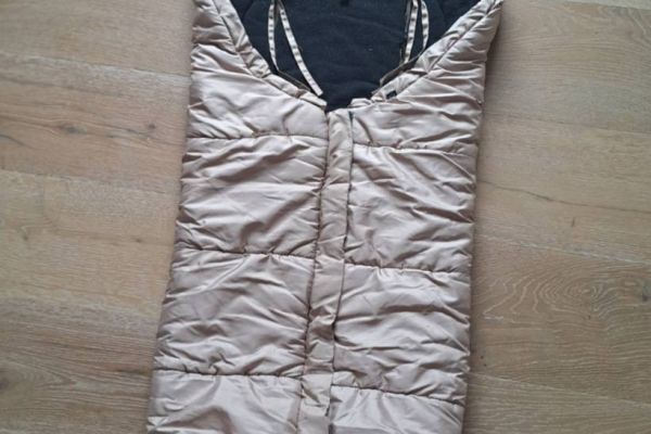 Fußsack warm