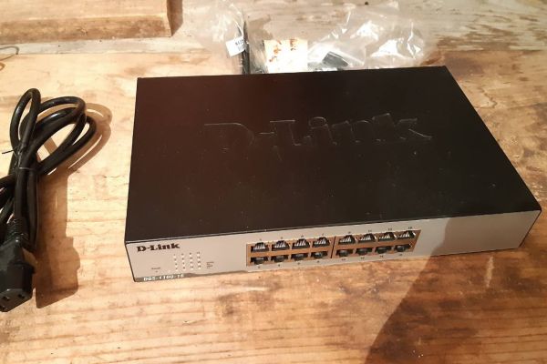 D-Link DGS-1100-16 Switch Managed L2 Gigabit Ethernet 16 Port
