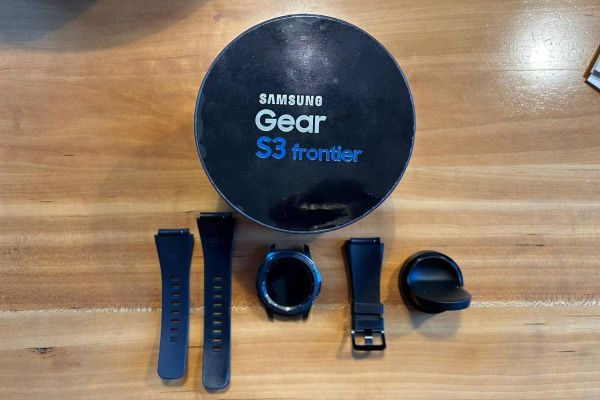Verkaufe Smartwatch Samsung Gear S3
