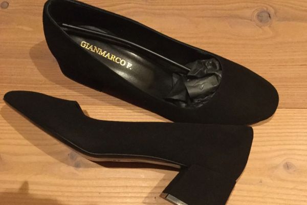 Damenschuh elegant, schwarz, neu