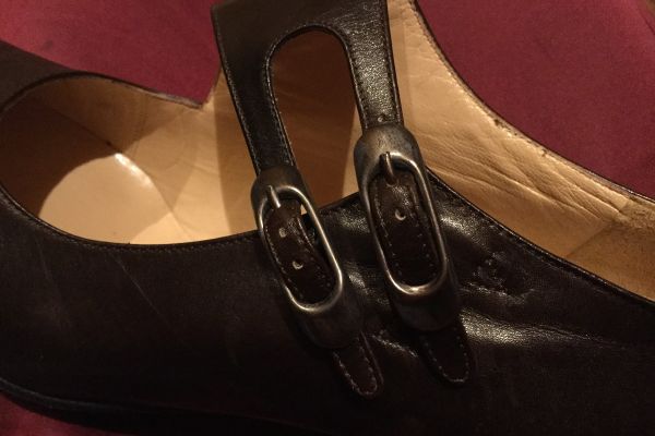 Brauner Damenschuh von Guido La Rocca
