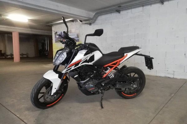 KTM Duke 125 zu verkaufen
