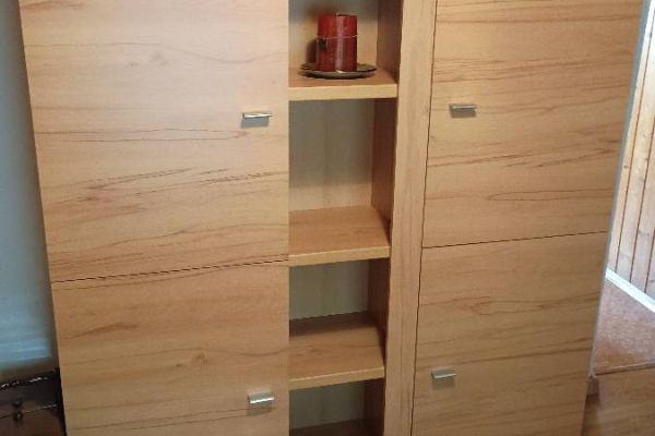 Wohnzimmerschrank mit TV Regal und Sideboard