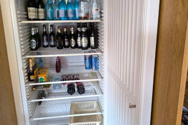 Großer guterhaltener Kühlschrank von LIebherr (Gastronorm)