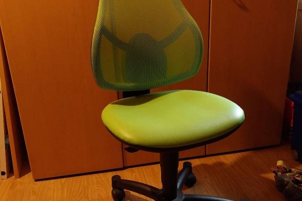 Schreibtisch-Stuhl für Kind