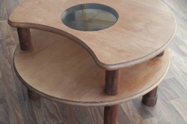 Tisch Holz&Glas