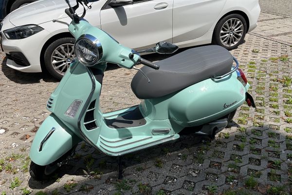 Suche Stellplatz für Vespa