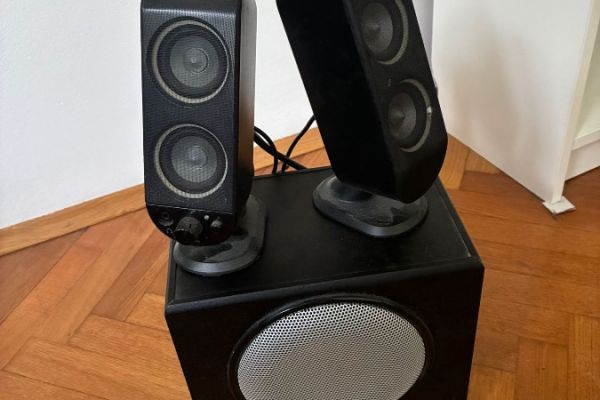 Standboxen von Logitech