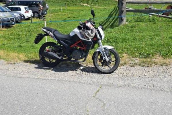 Verkaufe meine Ksr Grs 125