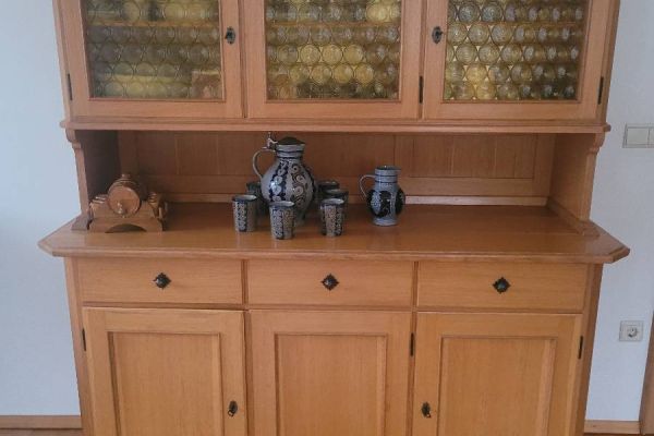 Verkauf Kredenz Vitrine / Vendo credenza vetrina