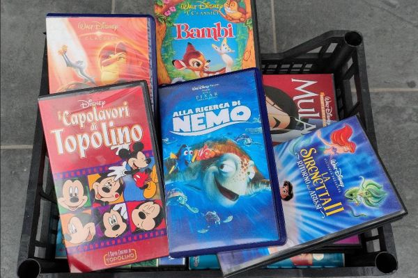 Kinderfilme Walt Disney & Warner Bros