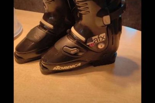 Skischuhe Nordica