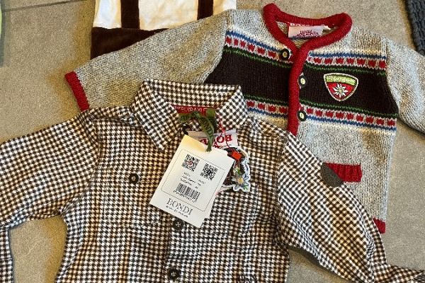 Babybekleidung