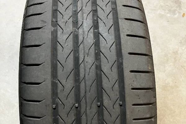 4 Sommerreifen Continental 235/50 R18 V XL