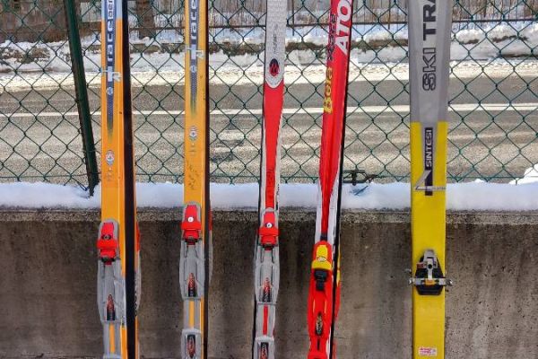 Verschiedene langlaufschi